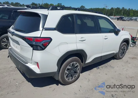 2025 Subaru Forester Premium z USA, uszkodzony, nr VIN JF2SLDBC4SH537751